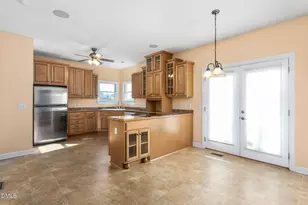 520 Grandview Dr, Graham, NC 27253 - Photo 14