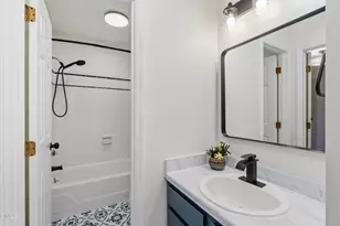 6422 English Oaks Dr, Raleigh, NC 27615 - Photo 16