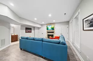 128 Wheatsbury Dr, Cary, NC 27513 - Photo 8