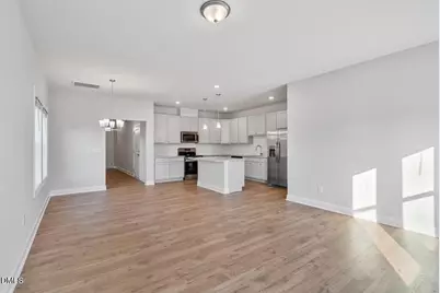 600 Barrington Row Avenue, Zebulon, NC 27597 - Photo 2