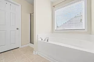 913 Woodside Park Ln, Durham, NC 27704 - Photo 22