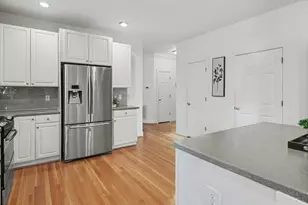 105 Rossburn Way, Chapel Hill, NC 27516 - Photo 18