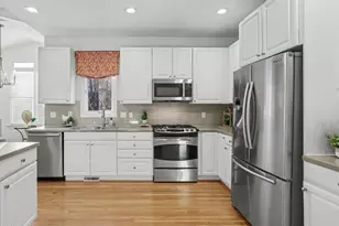 105 Rossburn Way, Chapel Hill, NC 27516 - Photo 16