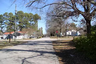 105 S Elizabeth St, Henderson, NC 27536 - Photo 22