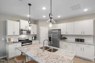 617 Wicklow Hall Dr, Fuquay Varina, NC 27526 - Photo 2