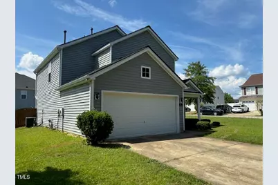 730 Willow Bay Drive, Fuquay-Varina, NC 27526 - Photo 2