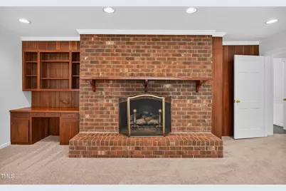 818 Colonial Drive, Burlington, NC 27215 - Photo 14