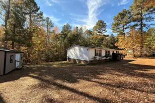 192 Mum Ln, Henderson, NC 27537 - Photo 6