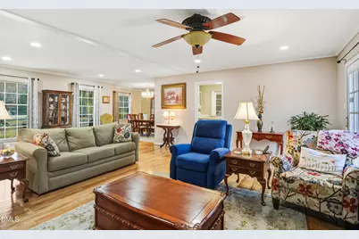 4911 Seterra Bend, Durham, NC 27712 - Photo 4