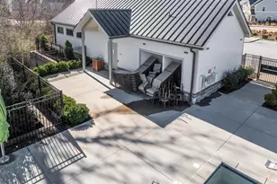 201 Spring Hope Dr, Holly Springs, NC 27540 - Photo 54