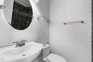 3504 Fairhill Dr, Raleigh, NC 27612 - Photo 32