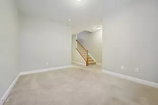 10510 Sablewood Dr, Raleigh, NC 27617 - Photo 34