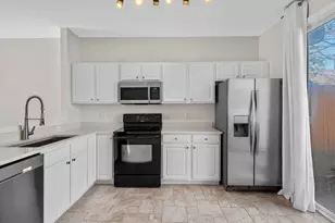 1733 Sorrell Brook Way, Raleigh, NC 27609 - Photo 8