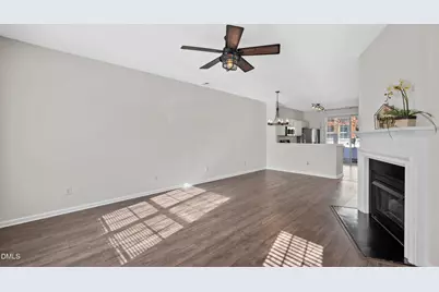 1733 Sorrell Brook Way, Raleigh, NC 27609 - Photo 2