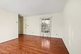 1101 Winwood Dr, Cary, NC 27511 - Photo 10