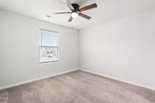 725 Fauna St, Zebulon, NC 27597 - Photo 28