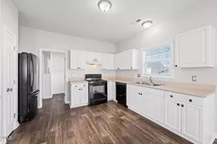 4112 Bay Rum Ln, Raleigh, NC 27610 - Photo 16