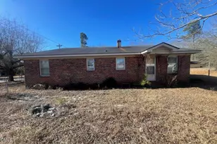 938 Old Grantham Rd, Goldsboro, NC 27530 - Photo 2