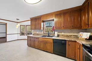 2540 Rolling Meadows Dr, Raleigh, NC 27603 - Photo 16