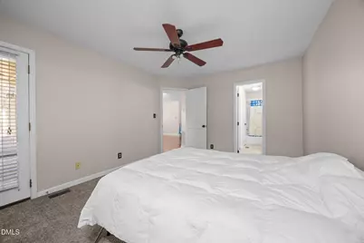 135 Boldleaf Court, Cary, NC 27513 - Photo 16