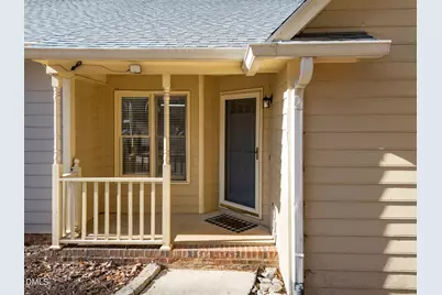 135 Boldleaf Court, Cary, NC 27513 - Photo 2