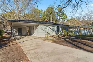 626 S Hoover Rd, Durham, NC 27703 - Photo 2