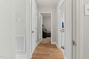 626 S Hoover Rd, Durham, NC 27703 - Photo 10