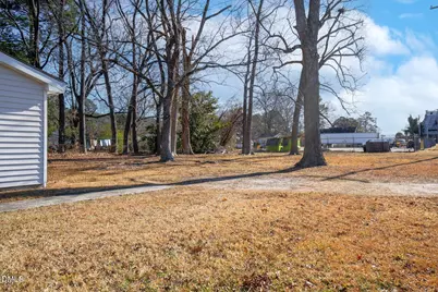 323 Trevathan Street, Rocky Mount, NC 27804 - Photo 4