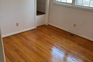 306 Hickory Dr, Chapel Hill, NC 27517 - Photo 4