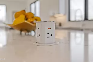 813 N Roxboro St, Durham, NC 27701 - Photo 24