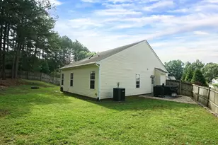 3709 Fan Palm Ct, Raleigh, NC 27616 - Photo 38