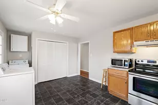 909 Bryn Mawr Ct, Apex, NC 27502 - Photo 14