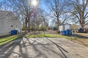 709 Carter Ave, Durham, NC 27703 - Photo 16