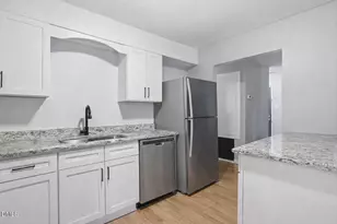 5130 Flint Ridge Pl, Raleigh, NC 27609 - Photo 14