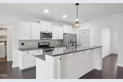 118 Willard Wood Run, Benson, NC 27504 - Photo 8