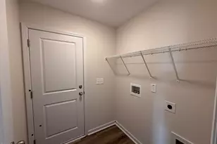 61 Baxley Dr, Dunn, NC 28334 - Photo 4