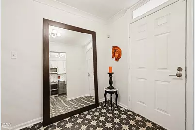 105 Sully Court, Chapel Hill, NC 27514 - Photo 4