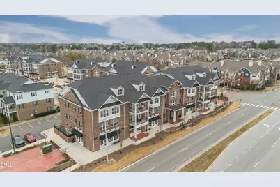 1200 Gathering Park Cir #303, Cary, NC 27519 - Photo 2