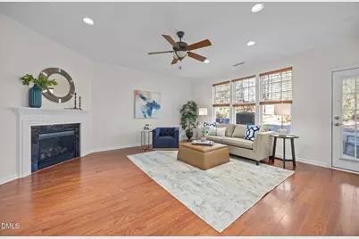 620 Abbey Hall Way, Cary, NC 27513 - Photo 8