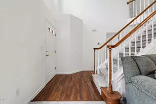 107 Romaine Ct, Cary, NC 27513 - Photo 6