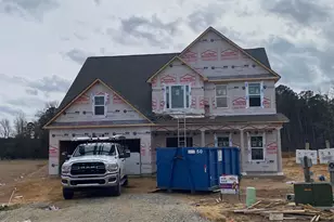 107 Nova Pl, Pikeville, NC 27863 - Photo 1