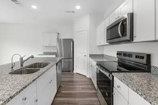 660 Essex Rd, Nashville, NC 27856 - Photo 6