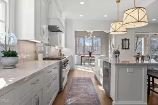 126 E Drewry Ln, Raleigh, NC 27609 - Photo 4