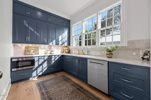 126 E Drewry Ln, Raleigh, NC 27609 - Photo 10