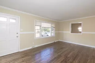 429 Lakeshore Dr, Hillsborough, NC 27278 - Photo 6