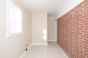 429 Lakeshore Dr, Hillsborough, NC 27278 - Photo 12