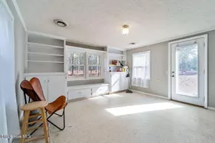 376 Foxfire Rd, Aberdeen, NC 28315 - Photo 4