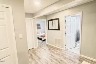 618 Troy St, Durham, NC 27703 - Photo 8