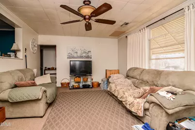 314 S Robertson Street, Clayton, NC 27520 - Photo 2