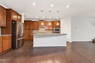 146 Alamosa Pl, Cary, NC 27519 - Photo 8